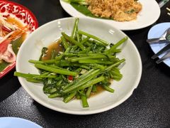 -Kat's Kitchen