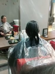 -意廊 Hair Salon