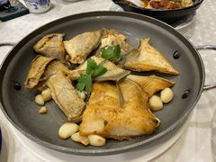 香煎杂鱼煲-四海之家(蛇口店)
