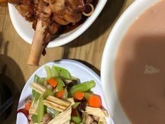 -金诚张妈妈羊汤·驴肉火烧(旧宫佳和园店)