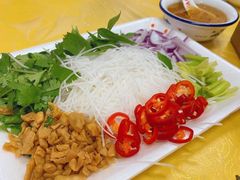 -官塘陈记鱼生·潮汕砂锅粥·牛肉火锅(潮枫路总店)