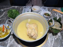 -禄婶鸡煲·打边炉