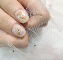 -孔雀手美甲美睫护理