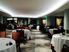 大堂-粤财皇冠假日酒店·彩华轩中餐厅
