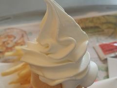 圆筒新人礼-麦当劳(利津路店)