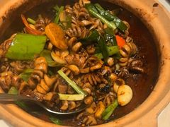 -八府香鸭·啫啫煲(华山路店)