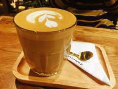 拿铁-ZM COFFEE(西安路店)