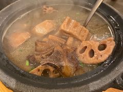 -霄汉牛三鲜湖北砂锅菜(万松园2店)