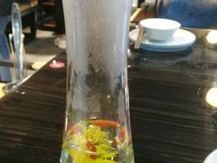 枸杞菊花茶-东椰·海南椰子鸡火锅(朝阳门店)