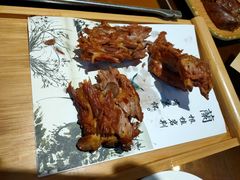 -东口码头·烧鸽子·鱼头泡饼·地方菜(金鹰悦城店)
