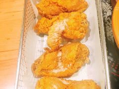 欧尼炸鸡-肥肥虾庄·金牌油焖大虾(杨园滨江时代walk店)
