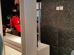 -三人行骨头王火锅(长寿店)