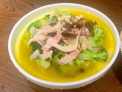 上汤西兰花-佬泰丰斋· 乌镇茶食餐厅