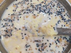 -白翔甜食店