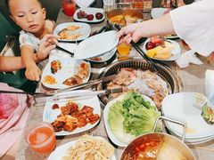 -金滏山烤肉·海鲜·火锅自助餐厅(襄阳万达店)