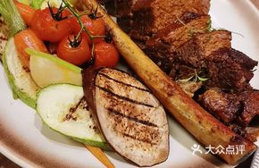 Signature Roasted Spare Ribs