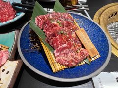 -山川小町·极番烧肉(新地假日广场店)