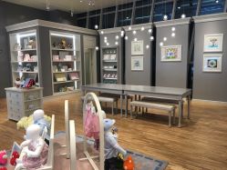 -丽婴房(七莘路店)