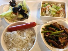 烤香肠-浦东图书馆读者餐厅