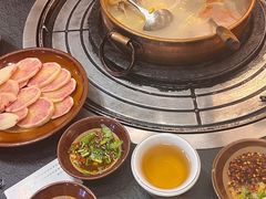 -阿山卓·野生菌火锅·纳西火塘烤肉