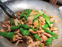 -费大厨辣椒炒肉(万家丽一店)