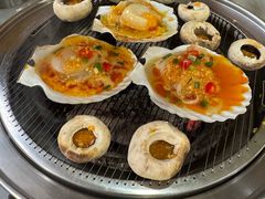 -围炉肉舍•炭烤活鳗•丹东海鲜烤肉(步行街店)