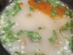 -万红路羊汤烧饼店(将台路店)