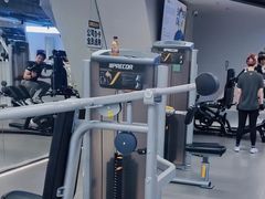 -超鹿运动(达信大厦店)