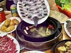 -濠轩阁特色生蚝火锅(水湾路店)