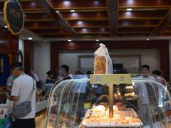面包甜点陈列柜-老鼎丰(靖宇街总店)