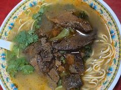-金杨拉面王小吃面馆·牛三宝面·红烧牛肉粉