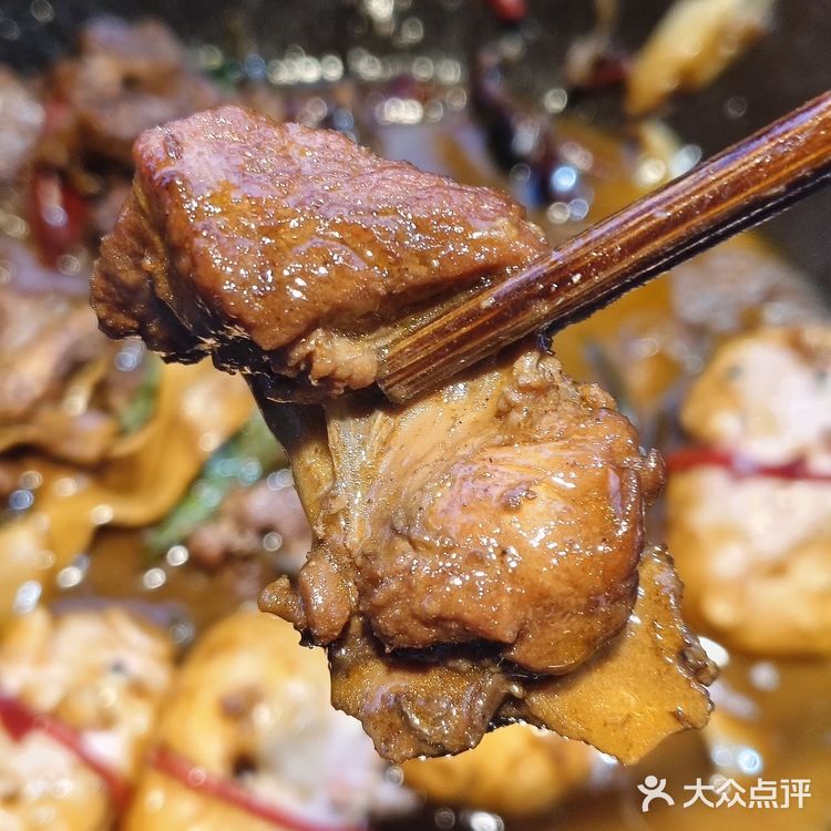 救命!!这家铁锅炖!!个人认为合肥No1