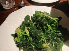 红薯叶（蒜蓉）-许爷家·生态湖鲜(徐汇日月光店)
