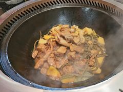 -粘豆包铁锅炖二部(温泉街店)