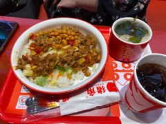 小炒黄牛肉饭-猪角·闽南猪脚饭(上梅林店)