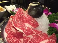 雪花牛肉-捞王猪肚鸡火锅(财富中心店)