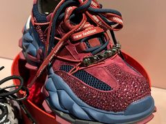 -燕莎奥特莱斯购物中心