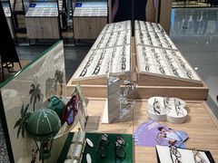-AOJO眼镜(北京朝阳大悦城店)