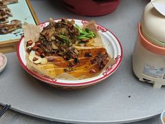 -有红鸡毛店·川菜(建设路店)