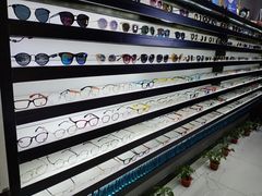 -简·爱眼镜(赛隆眼镜广场店)