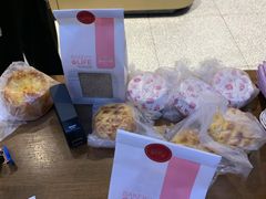 -荷家面包生日蛋糕(大渡口万达广场店)