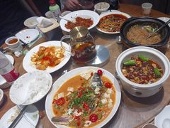 -鑫小城故事·藕汤·家常菜(台北一路总店)