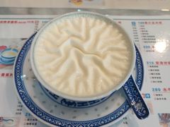 -广信牛奶甜品世家(台东店)