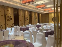 -沁香庭中餐厅·川粤菜(重庆高新假日酒店)