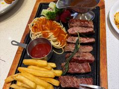 -东方豪客牛排意面披萨(玉函银座店)