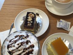 -织荆鸟咖啡(首开福茂店)