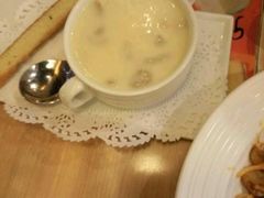 鸡茸蘑菇汤-必胜客(上海新南方商城PH店)