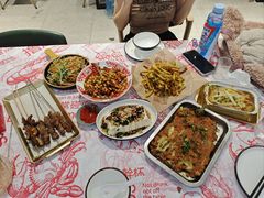 -老班长·小龙虾·鲜货烧烤大排档(金街美地店)