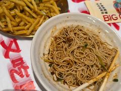-肥肥虾庄·金牌油焖大虾(汉口城市广场店)