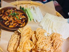 -魏铭鱼头捞饭(晋阳路店)